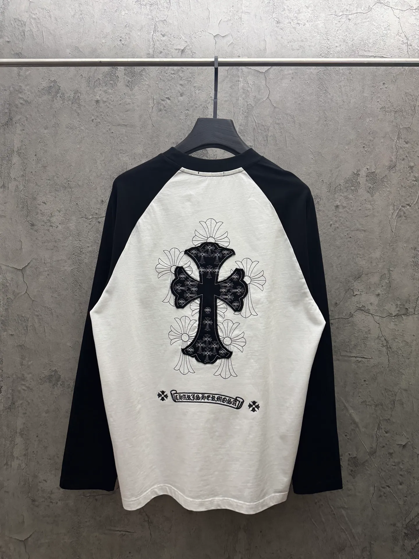 （ ， P， ） 𝗖H 2026 New Arrival Original 👑 ！ ： ➕100% 。Authentic ➕ ➕3D ➕ ： ！ ！ ：Black White Size：S M L XL ：2120